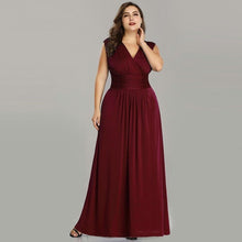 Load image into Gallery viewer, Plus Size Bridesmaid Dresses V Neck Sleeveless Chiffon Dress For Wedding Party Cheap Long Vestido Madrinha N2828