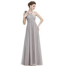 Load image into Gallery viewer, Plus Size Burgundy Chiffon Bridesmaid Dresses Long A Line Sleeveless Elegant Formal Wedding Guest Gowns N2807