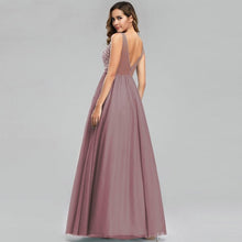 Load image into Gallery viewer, Women Plus Size Blue Bridesmaid Dresses V Neck Appliques Elegant Long Dress For Wedding Party Vestidos N2804