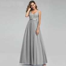 Load image into Gallery viewer, Women Plus Size Blue Bridesmaid Dresses V Neck Appliques Elegant Long Dress For Wedding Party Vestidos N2804