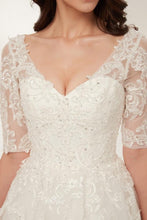Load image into Gallery viewer, Ball Gown Wedding Dresses Bridal Ivory Long Sleeve V Neck Appliqued Floor Length Lace Up Bridal Gown Plus Size WN2630