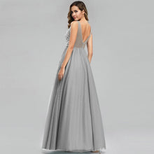 Load image into Gallery viewer, Women Plus Size Blue Bridesmaid Dresses V Neck Appliques Elegant Long Dress For Wedding Party Vestidos N2804