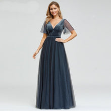 Load image into Gallery viewer, Plus Size Prom Wedding Guest Dresses Party V-Neck Short Sleeve Dusty Blue Deep Tulle Sparkle Evening Gowns Robes N2803