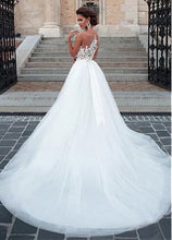 Load image into Gallery viewer, Women A-Line Ivory Gowns Wedding Dresses Bridal Sleeveless O-Neck Charming Tulle Dresses with Design Bridal Gowns WN2613