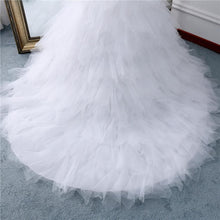 Load image into Gallery viewer, Mermaid Wedding Dresses Bridal Vintage White Lace Gowns Long Train Custom Made Bridal Wedding Turkey WF2624