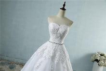 Load image into Gallery viewer, Ball Gown Plus Size Wedding Dresses Bridal Sweetheart White/Ivory Customized WN2634