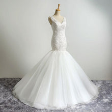 Load image into Gallery viewer, Sleeveless Mermaid Wedding Dresses Bridal Lace White Backless Floral Lace Applique Wetlook Satin WF2617