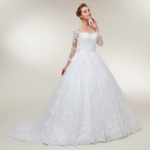 Load image into Gallery viewer, Ball Gown Wedding Dresses Bridal Tulle Mariage White Lace Long Train Vestido De Noiva Custom Made Plus Size WF2621
