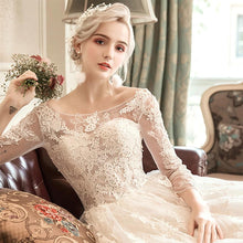 Load image into Gallery viewer, Princess Ball Gown Wedding Dresses Bridal White Lace For Bride Vestidos De Novia Vintage Tulle WF2610