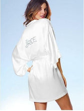 Load image into Gallery viewer, Satin Faux Silk Wedding Bride Bridesmaid Robes White Bridal Dressing Gown Kimono Bathrobes Printed BRIDE at Back N0124 - VINLUVBRIDAL