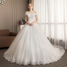 Load image into Gallery viewer, Ball Gown Wedding Dresses Bridal Ivory Luxury Lace Vintage Ivory Plus Size Customized WF2615