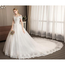 Load image into Gallery viewer, Ball Gown Wedding Dresses Bridal Ivory Luxury Lace Vintage Ivory Plus Size Customized WF2615
