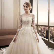 Load image into Gallery viewer, Long Sleeve Wedding Dresses Bridal Ivory Luxury Long Train Vestido De Noiva Lace Customized Plus Size Wedding Gowns WF2611