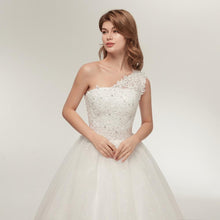 Load image into Gallery viewer, One Shoulder Wedding Dresses Bridal Ball Gown Vintage Ivory Lace Bridal Plus Size Wedding Gowns WF2626