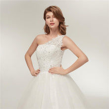 Load image into Gallery viewer, One Shoulder Wedding Dresses Bridal Ball Gown Vintage Ivory Lace Bridal Plus Size Wedding Gowns WF2626