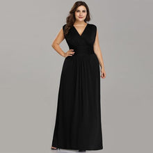 Load image into Gallery viewer, Plus Size Bridesmaid Dresses V Neck Sleeveless Chiffon Dress For Wedding Party Cheap Long Vestido Madrinha N2828