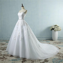 Load image into Gallery viewer, Ball Gown Plus Size Wedding Dresses Bridal Sweetheart White/Ivory Customized WN2634